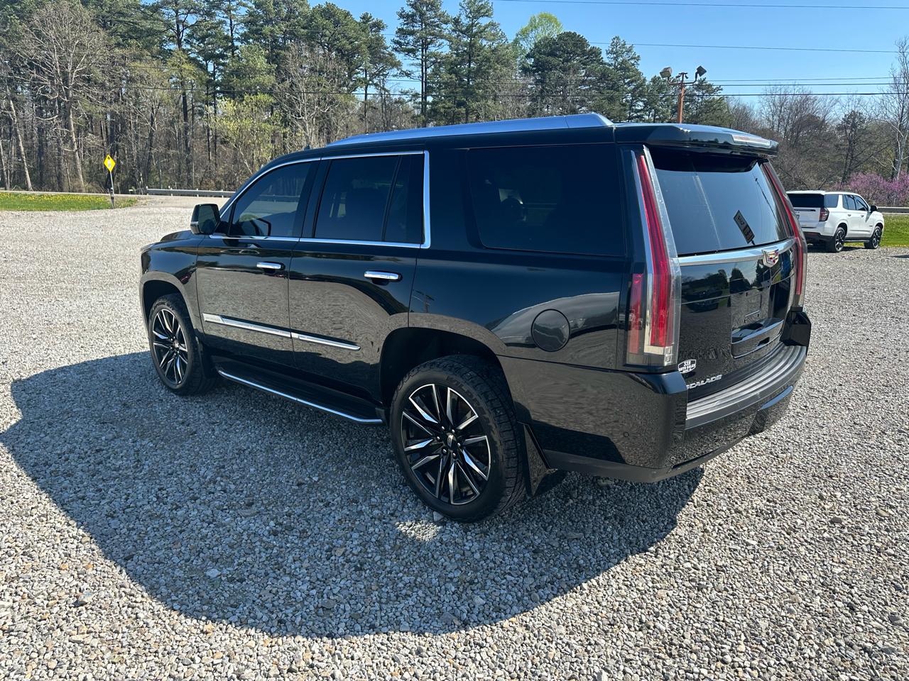 Cadillac Escalade 4WD 4dr Luxury 2018