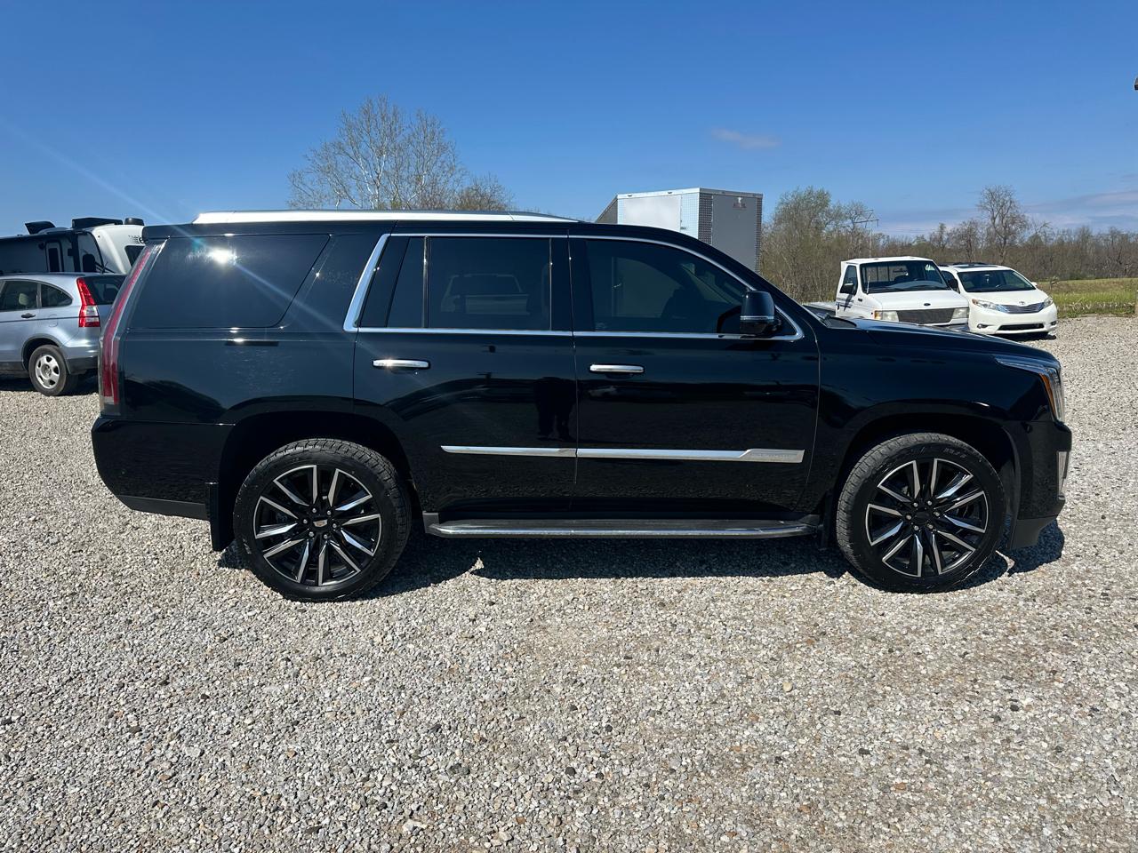 Cadillac Escalade 4WD 4dr Luxury 2018