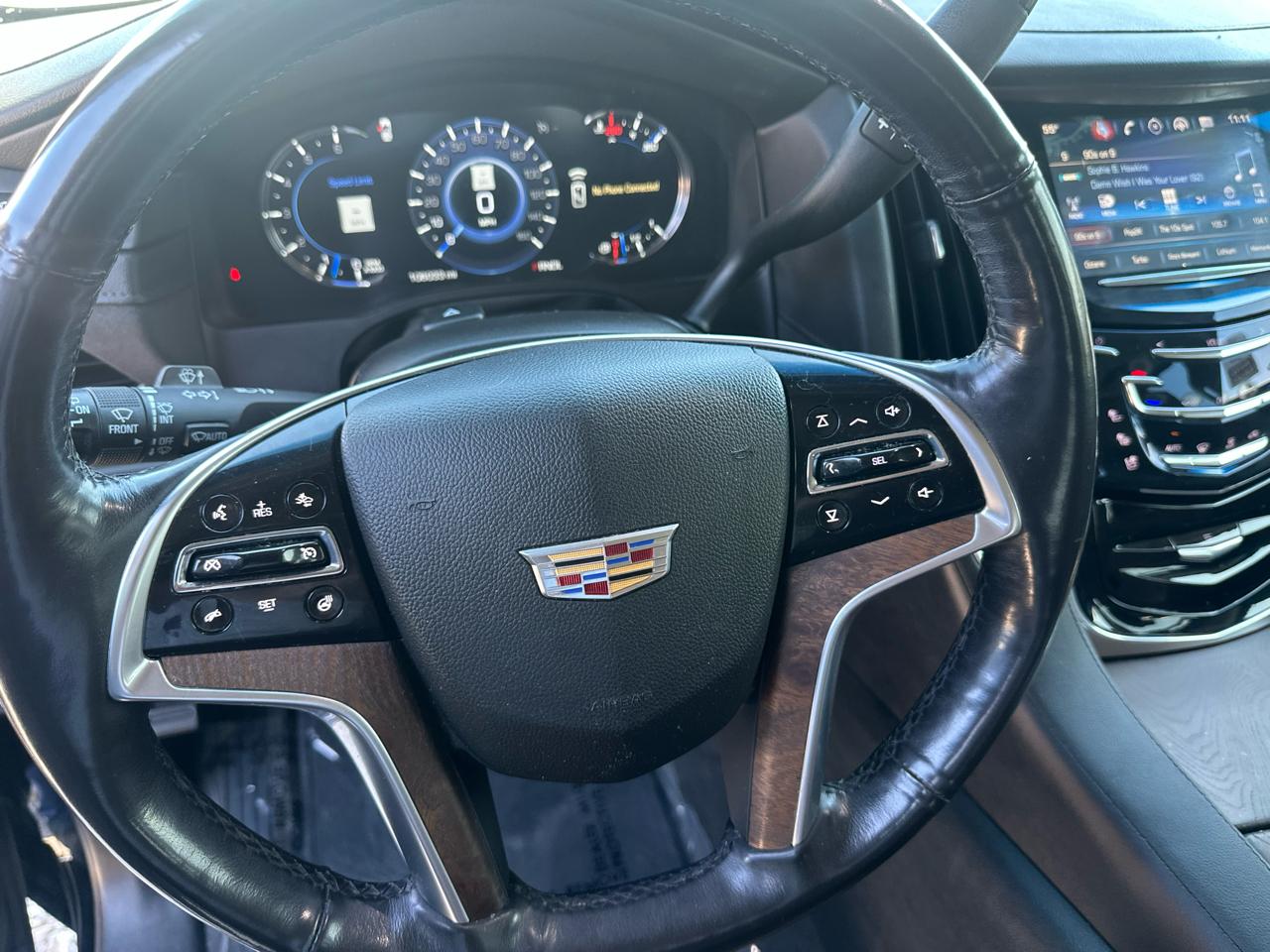 Cadillac Escalade 4WD 4dr Luxury 2018