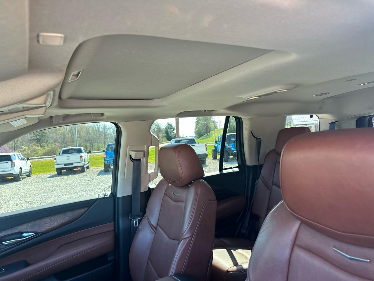 Cadillac Escalade 4WD 4dr Luxury 2018