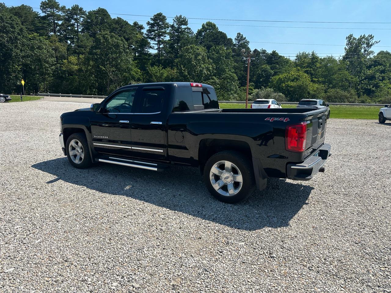 Chevrolet Silverado 1500 4WD Double Cab 143.5" LTZ w/1LZ 2016