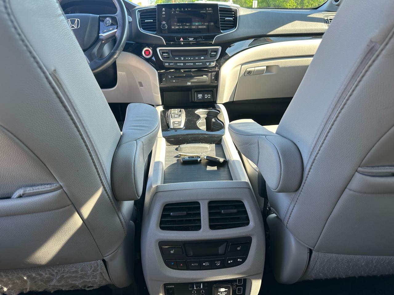 Honda Pilot Touring 7-Passenger AWD 2022
