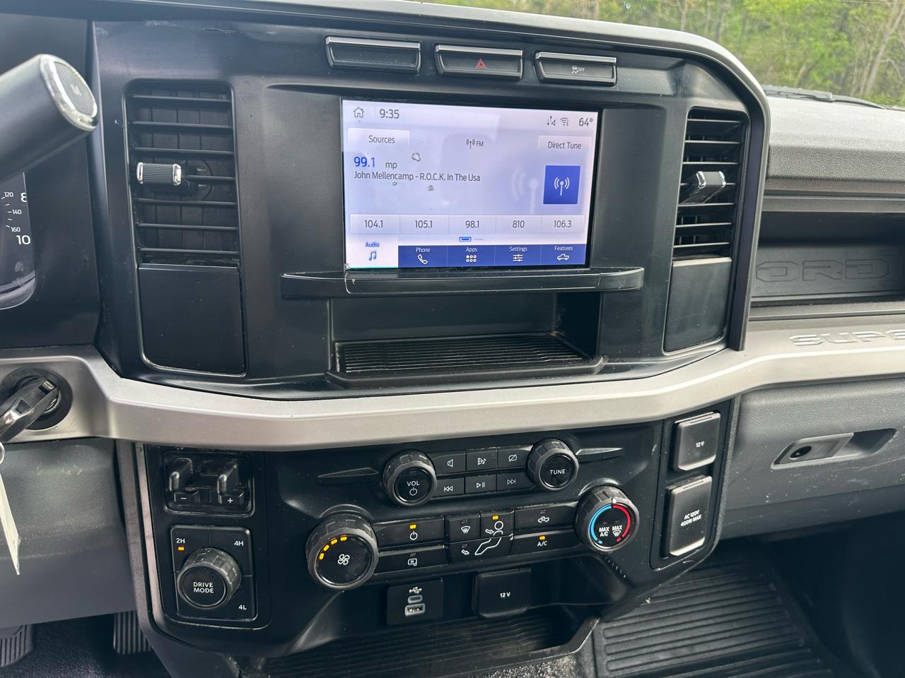 Ford Super Duty F-250 SRW XL 4WD SuperCab 6.75' Box 2024