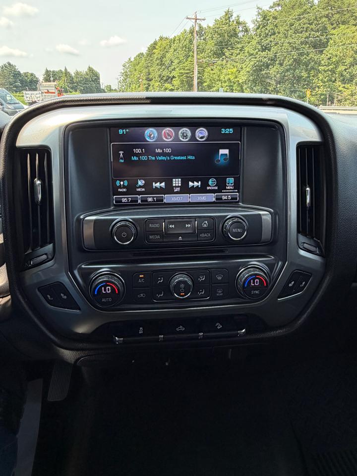 Chevrolet Silverado 1500 4WD Crew Cab 143.5" LT w/2LT 2017