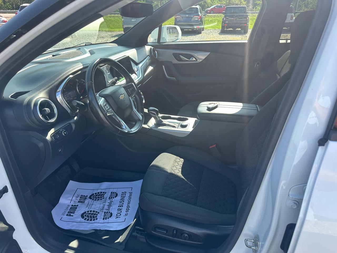 Chevrolet Blazer FWD 4dr w/1LT 2019