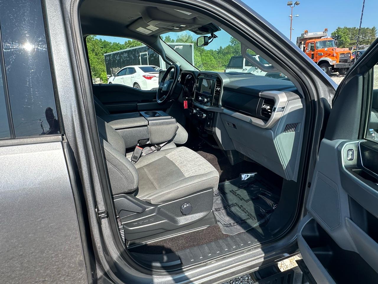 Ford F-150 XLT 4WD SuperCrew 5.5' Box 2022
