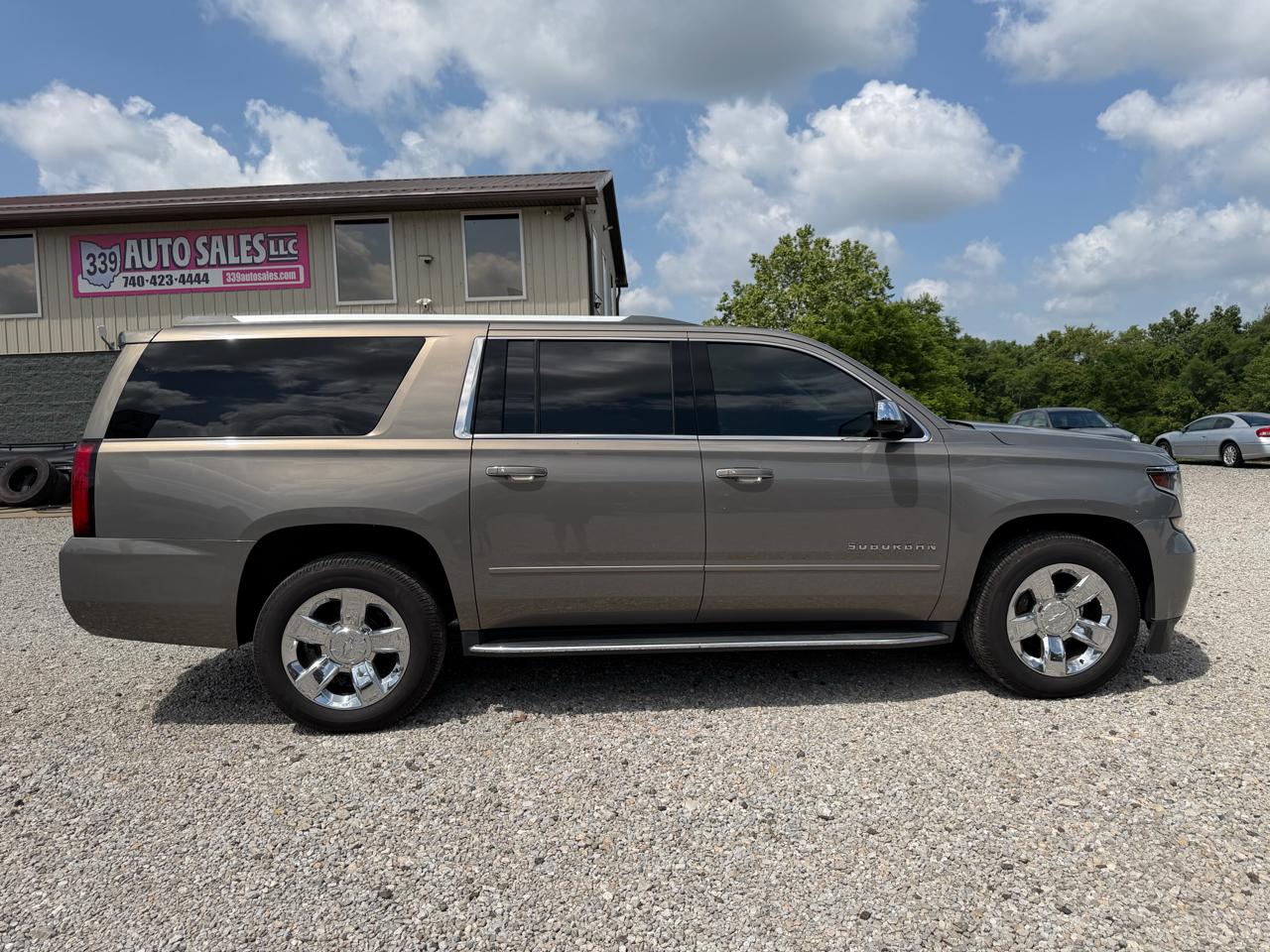 Chevrolet Suburban 4WD 4dr 1500 Premier 2017