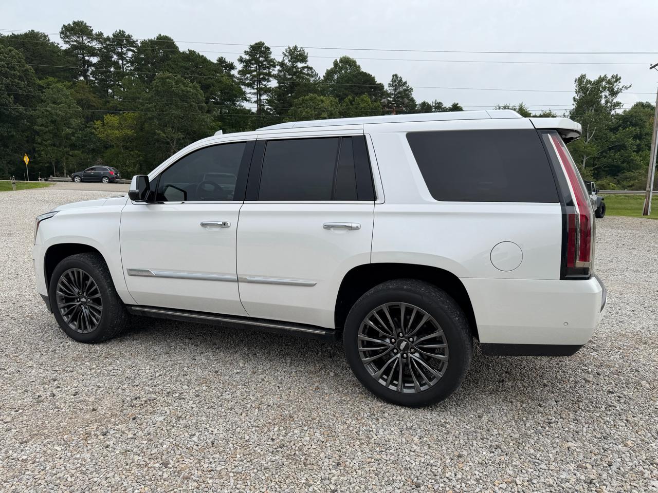 Cadillac Escalade 4WD 4dr Premium Luxury 2018