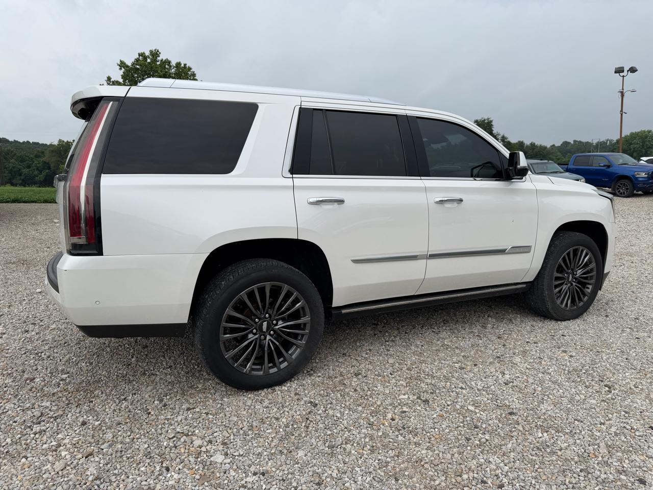 Cadillac Escalade 4WD 4dr Premium Luxury 2018