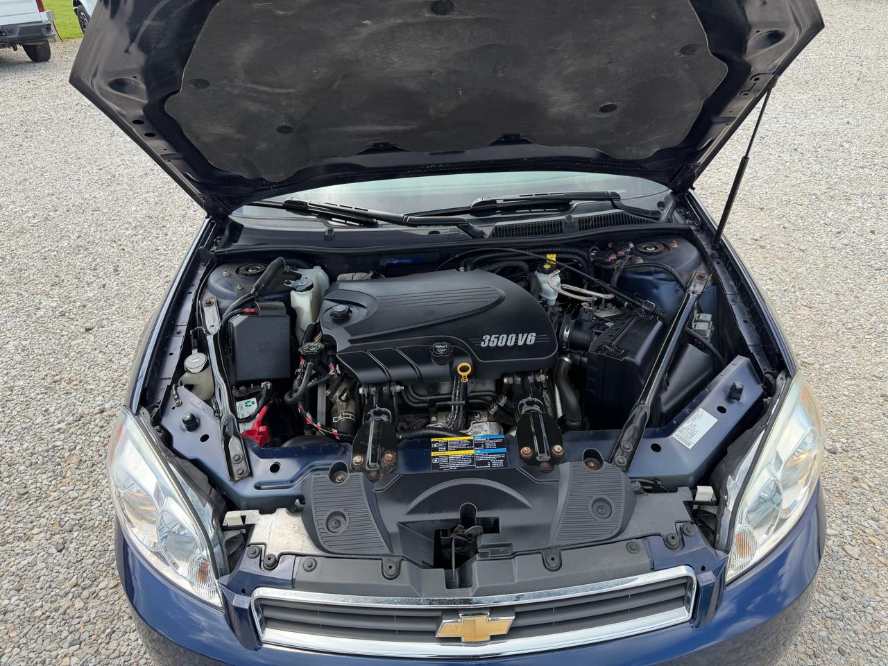 Chevrolet Impala 4dr Sdn LS 2009