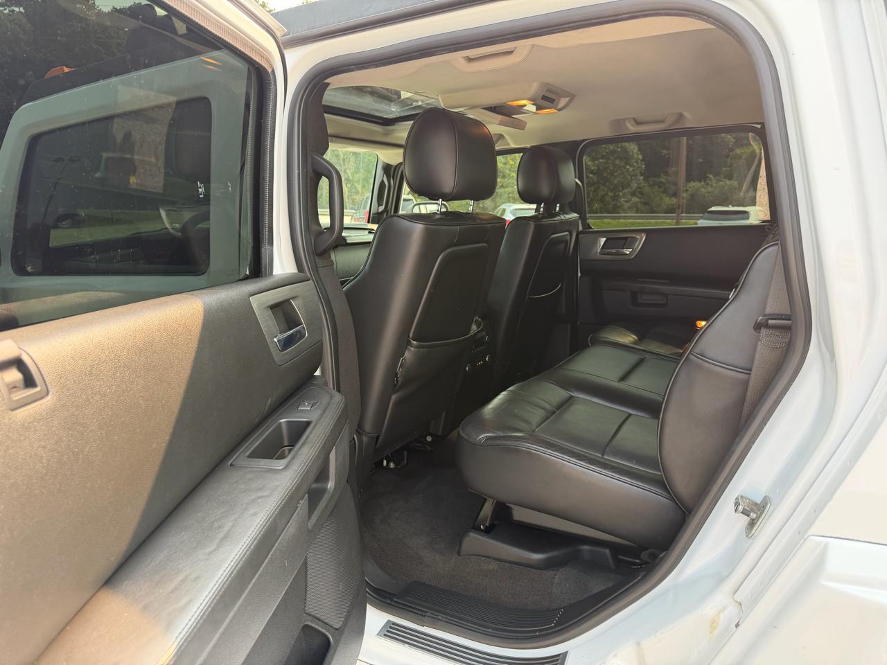 HUMMER H2 4WD 4dr SUT Luxury 2009