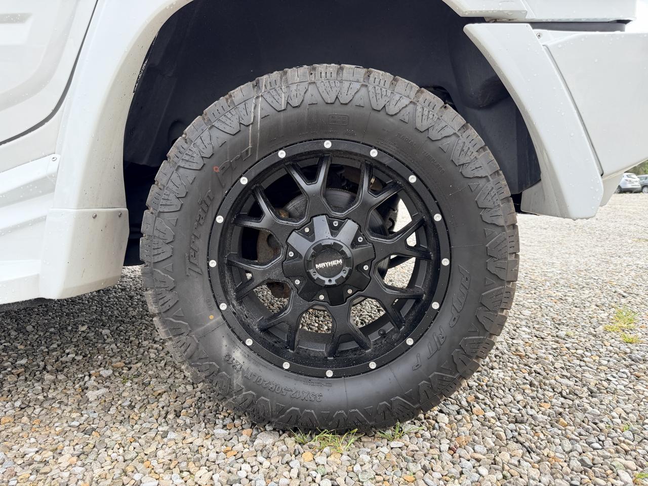 HUMMER H2 4WD 4dr SUT Luxury 2009