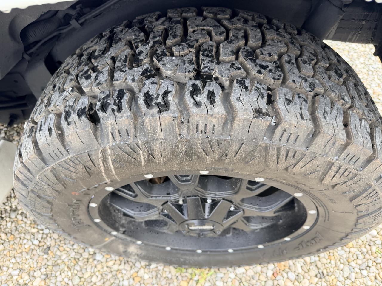 HUMMER H2 4WD 4dr SUT Luxury 2009