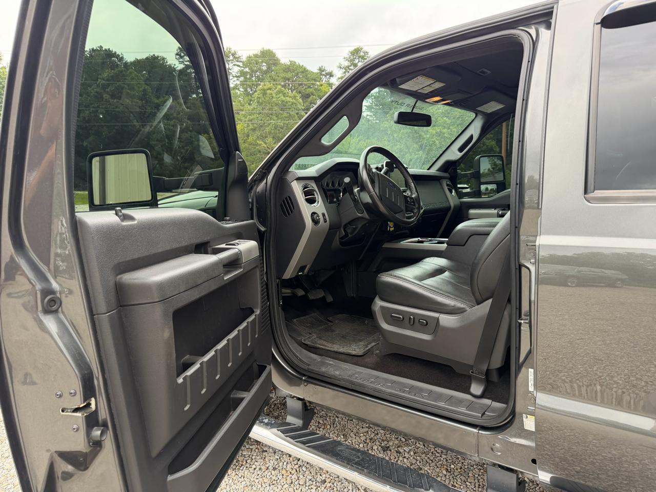 Ford Super Duty F-250 SRW 4WD Crew Cab 172" Lariat 2016