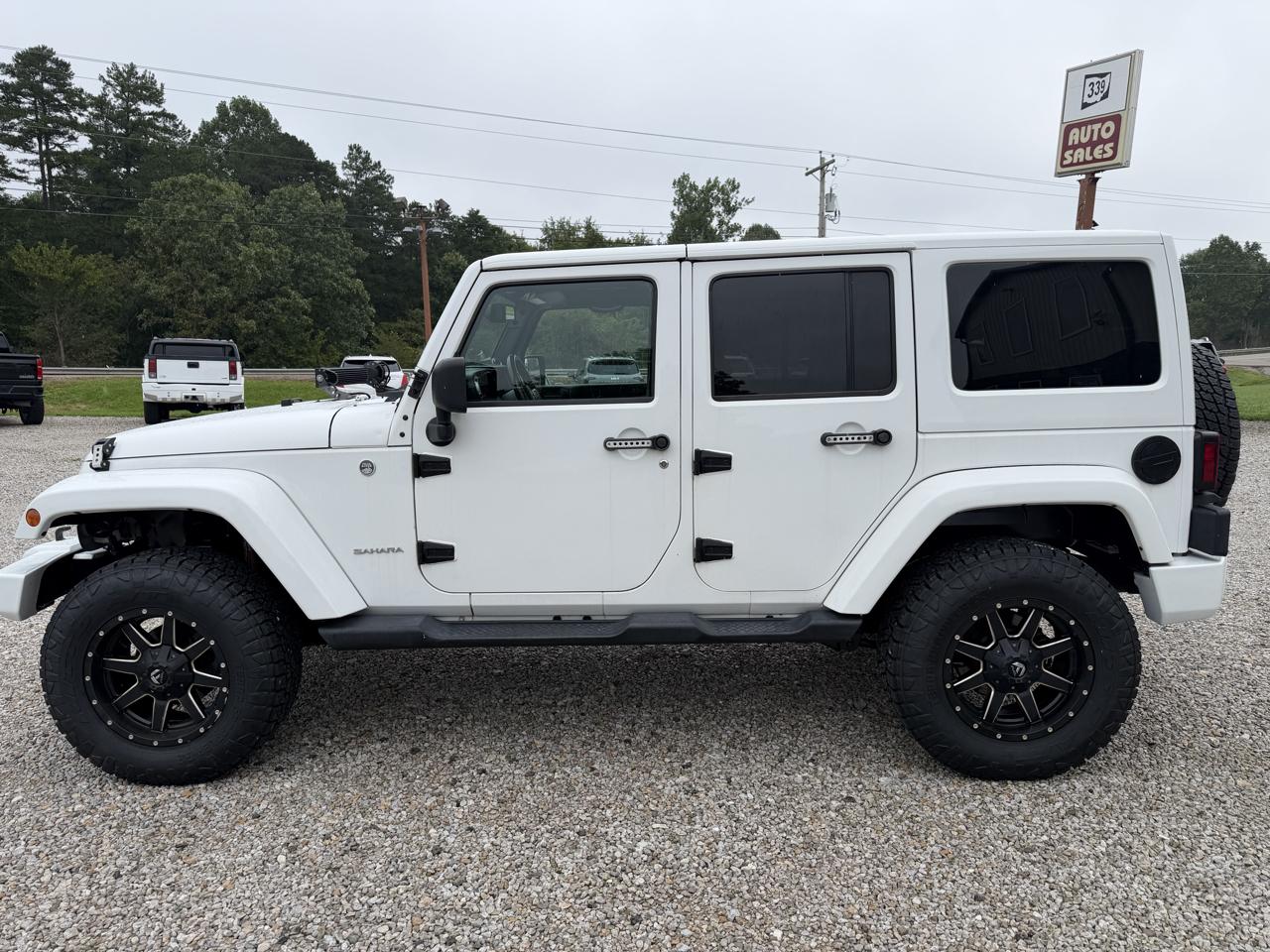 Jeep Wrangler Unlimited 4WD 4dr Sahara 2014