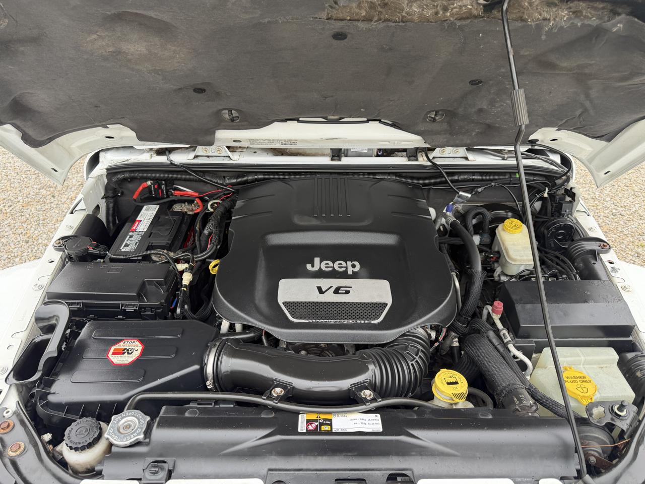 Jeep Wrangler Unlimited 4WD 4dr Sahara 2014
