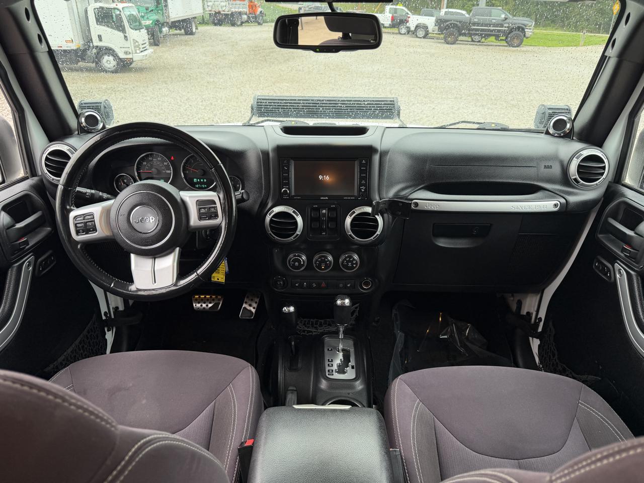 Jeep Wrangler Unlimited 4WD 4dr Sahara 2014