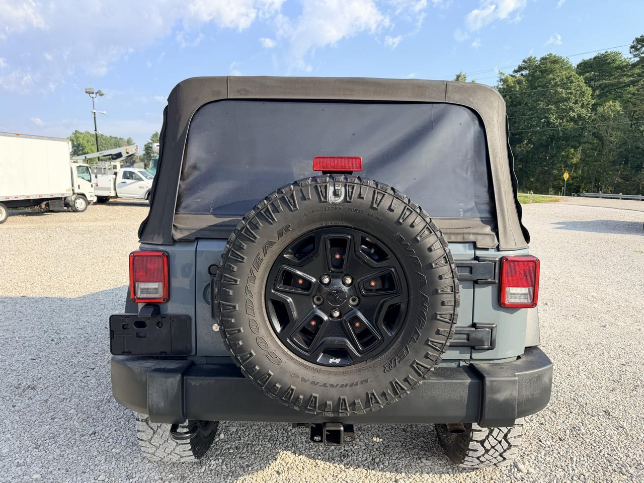 Jeep Wrangler Unlimited 4WD 4dr Sport 2014