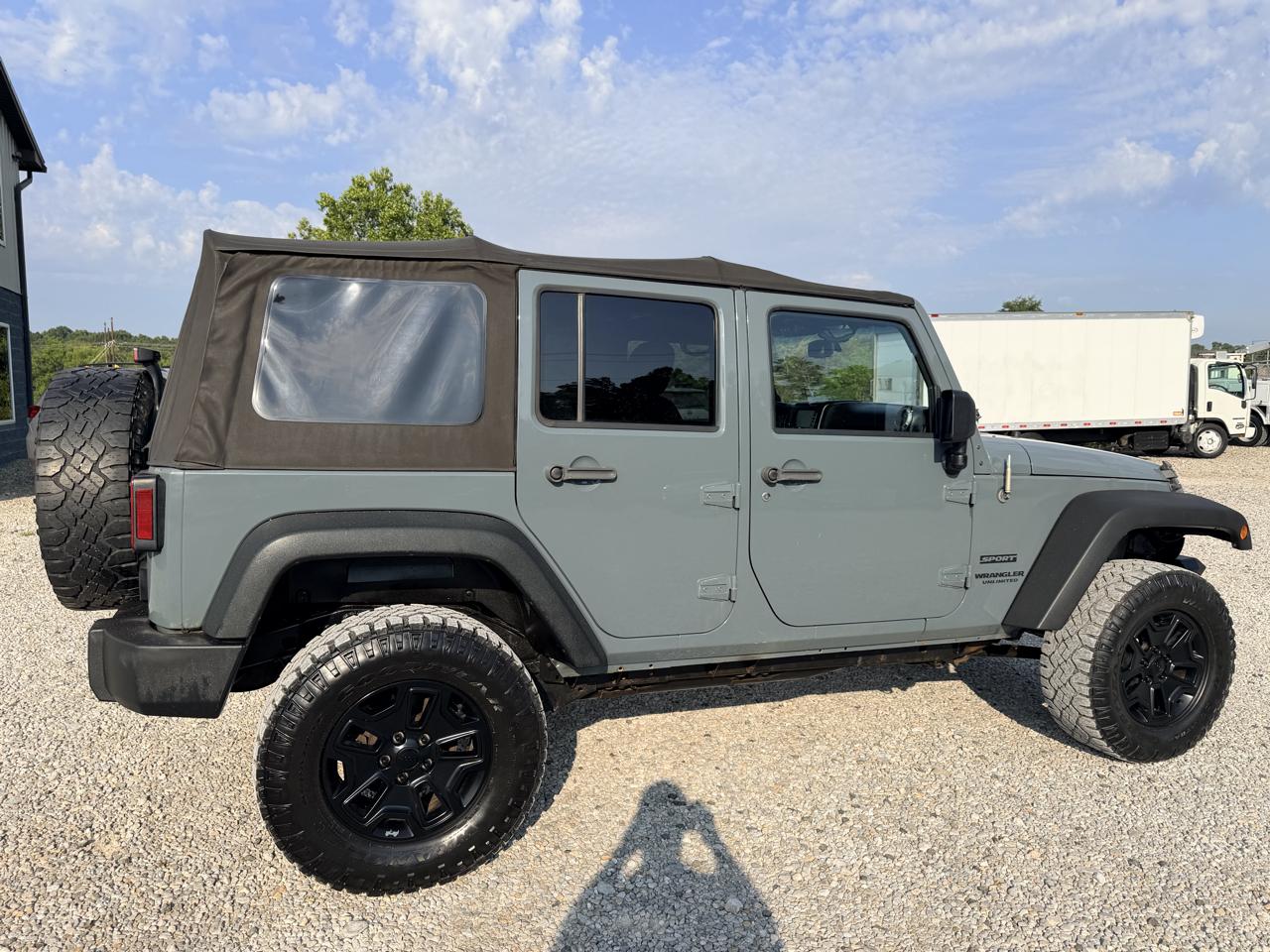 Jeep Wrangler Unlimited 4WD 4dr Sport 2014