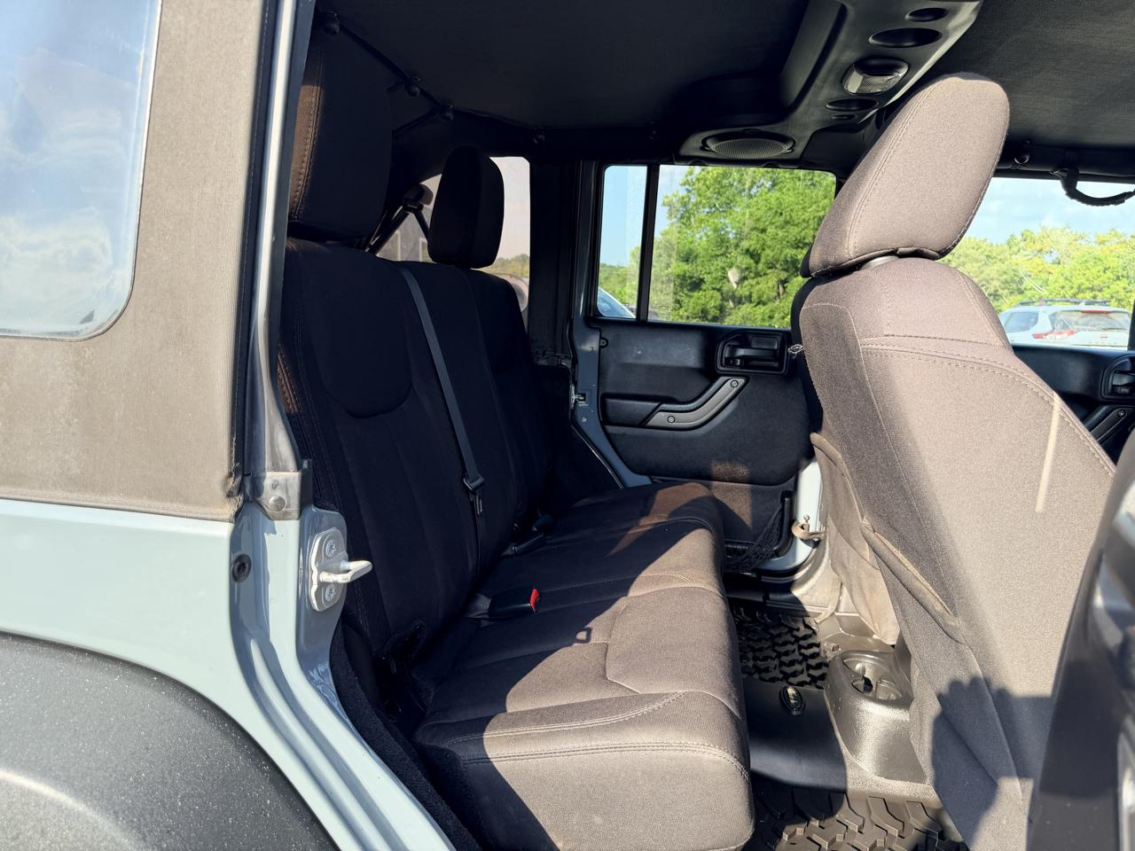 Jeep Wrangler Unlimited 4WD 4dr Sport 2014
