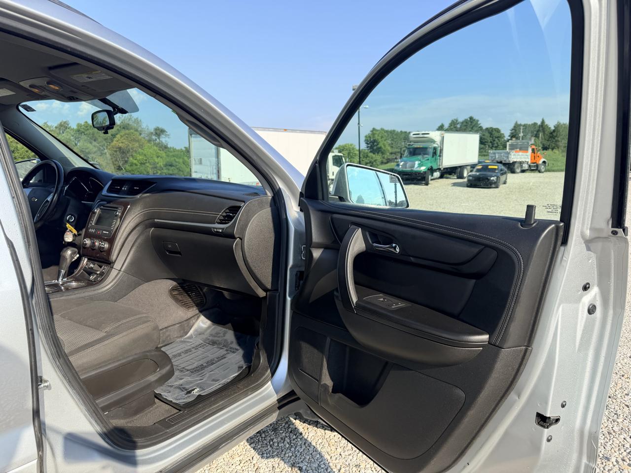 Chevrolet Traverse FWD 4dr LT w/1LT 2015