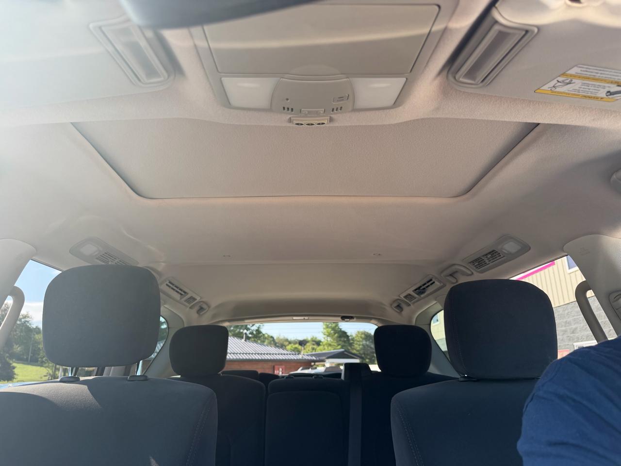 Nissan Armada 4x4 SV 2018