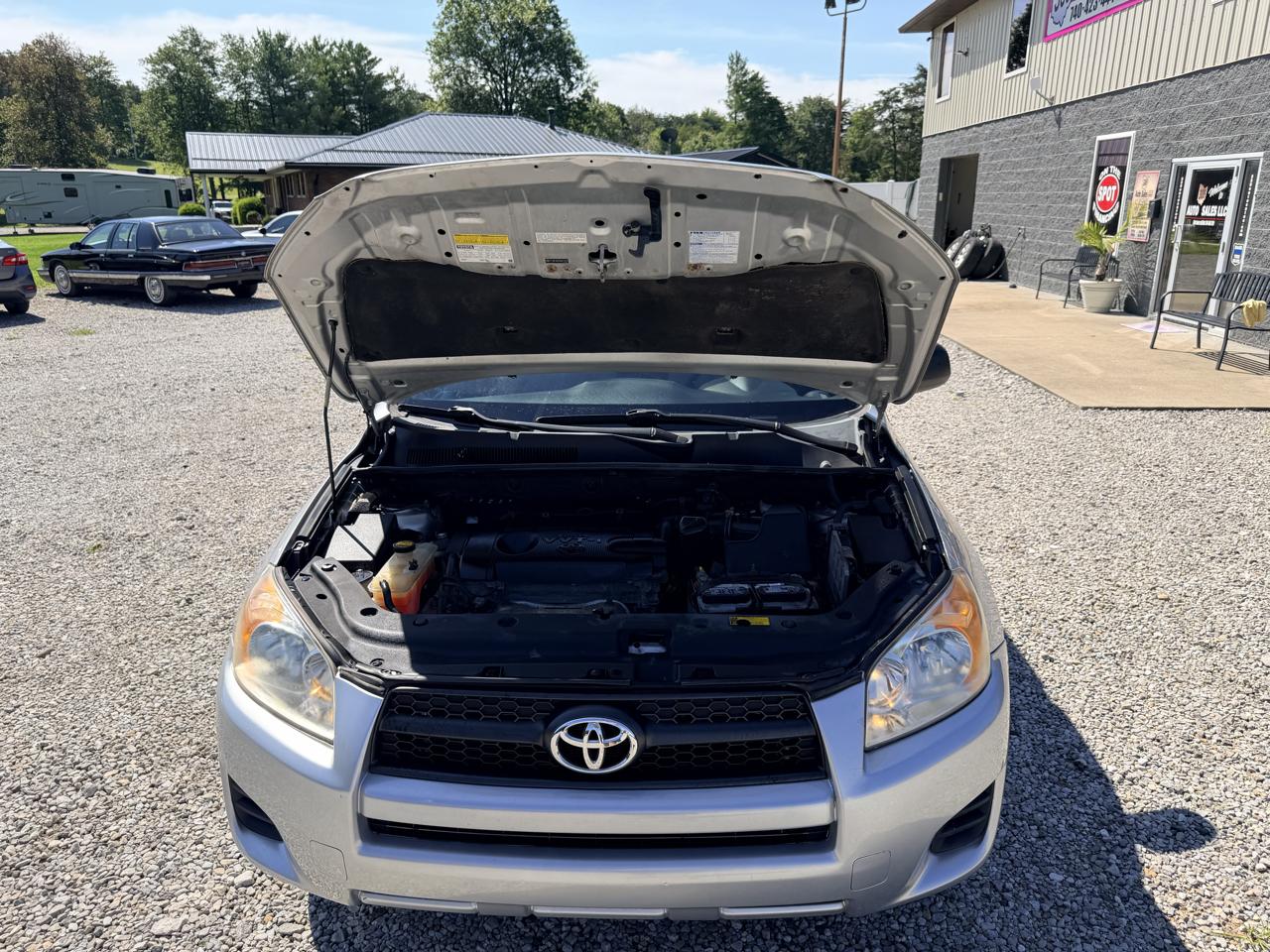 Toyota RAV4 4WD 4dr I4 (Natl) 2012