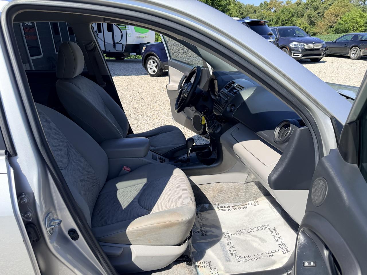Toyota RAV4 4WD 4dr I4 (Natl) 2012