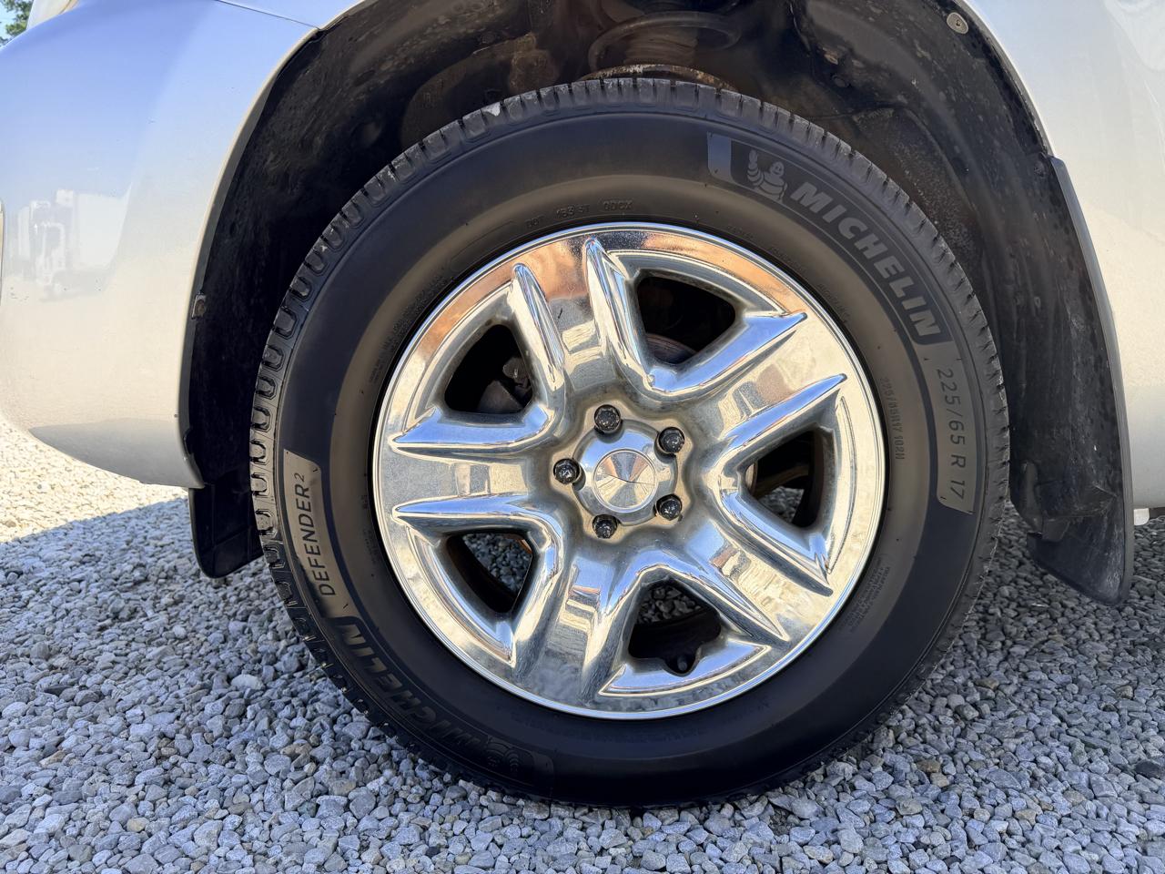 Toyota RAV4 4WD 4dr I4 (Natl) 2012