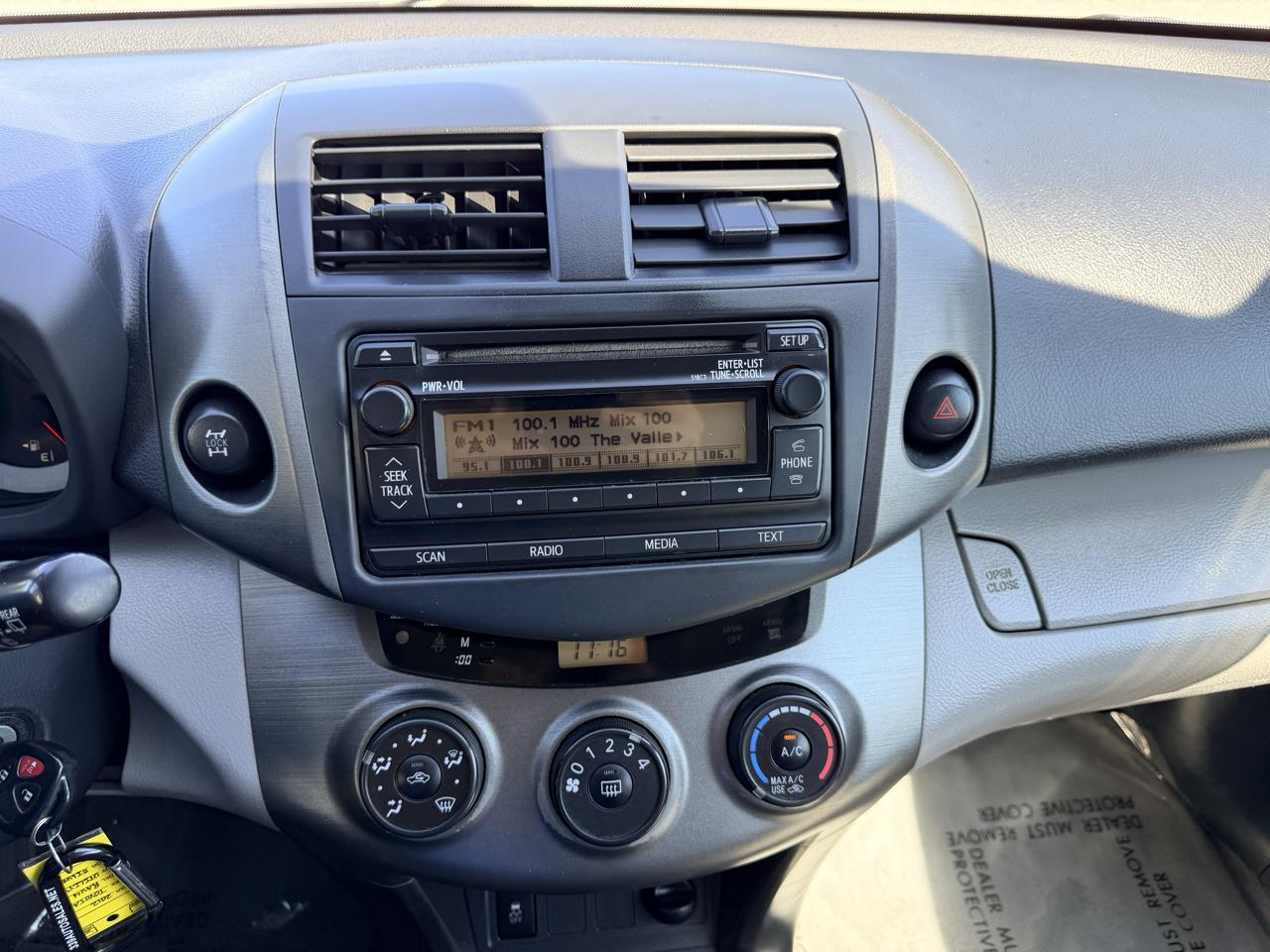 Toyota RAV4 4WD 4dr I4 (Natl) 2012