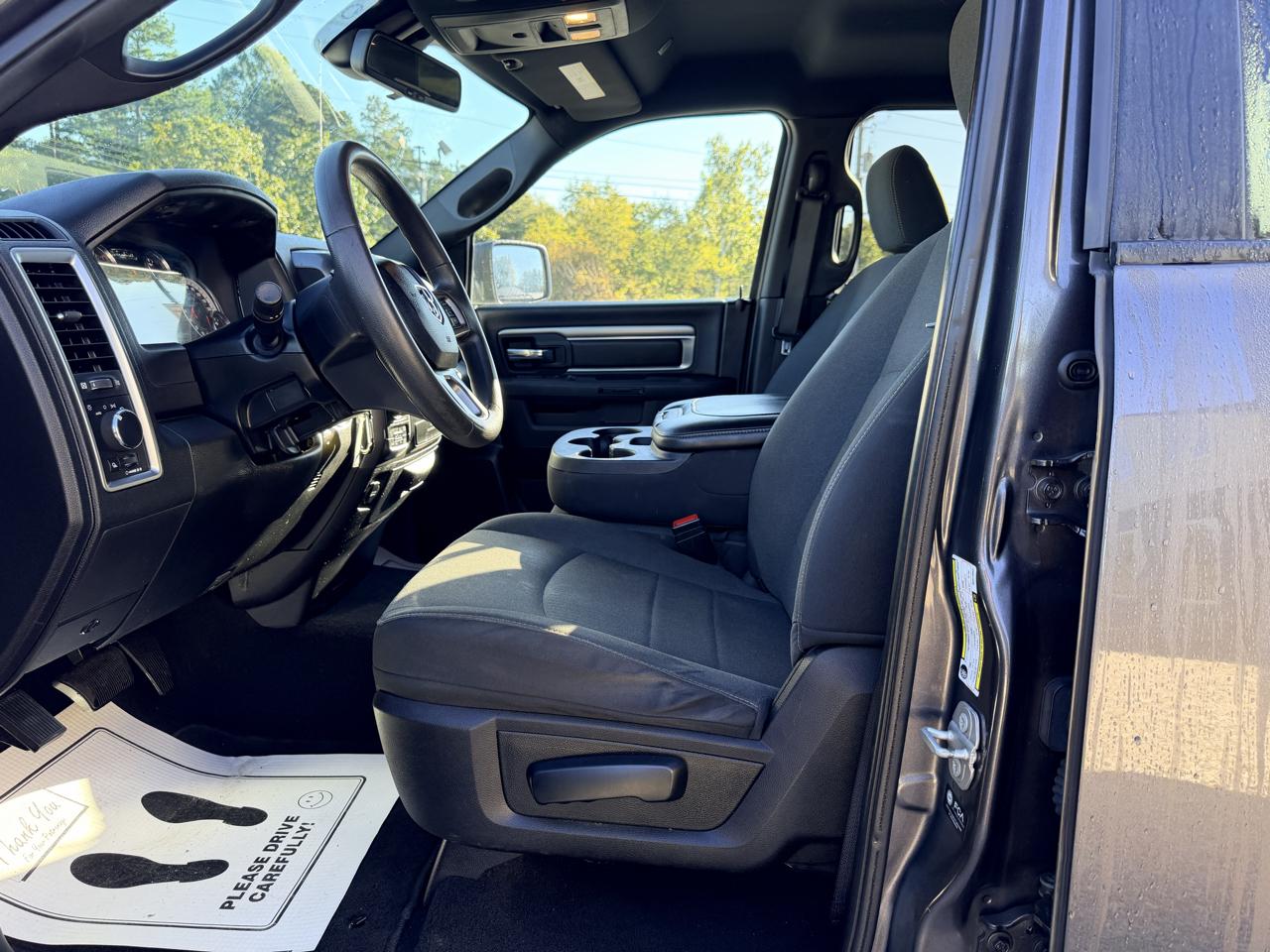 RAM 1500 Classic Warlock 4x4 Quad Cab 6'4" Box 2021
