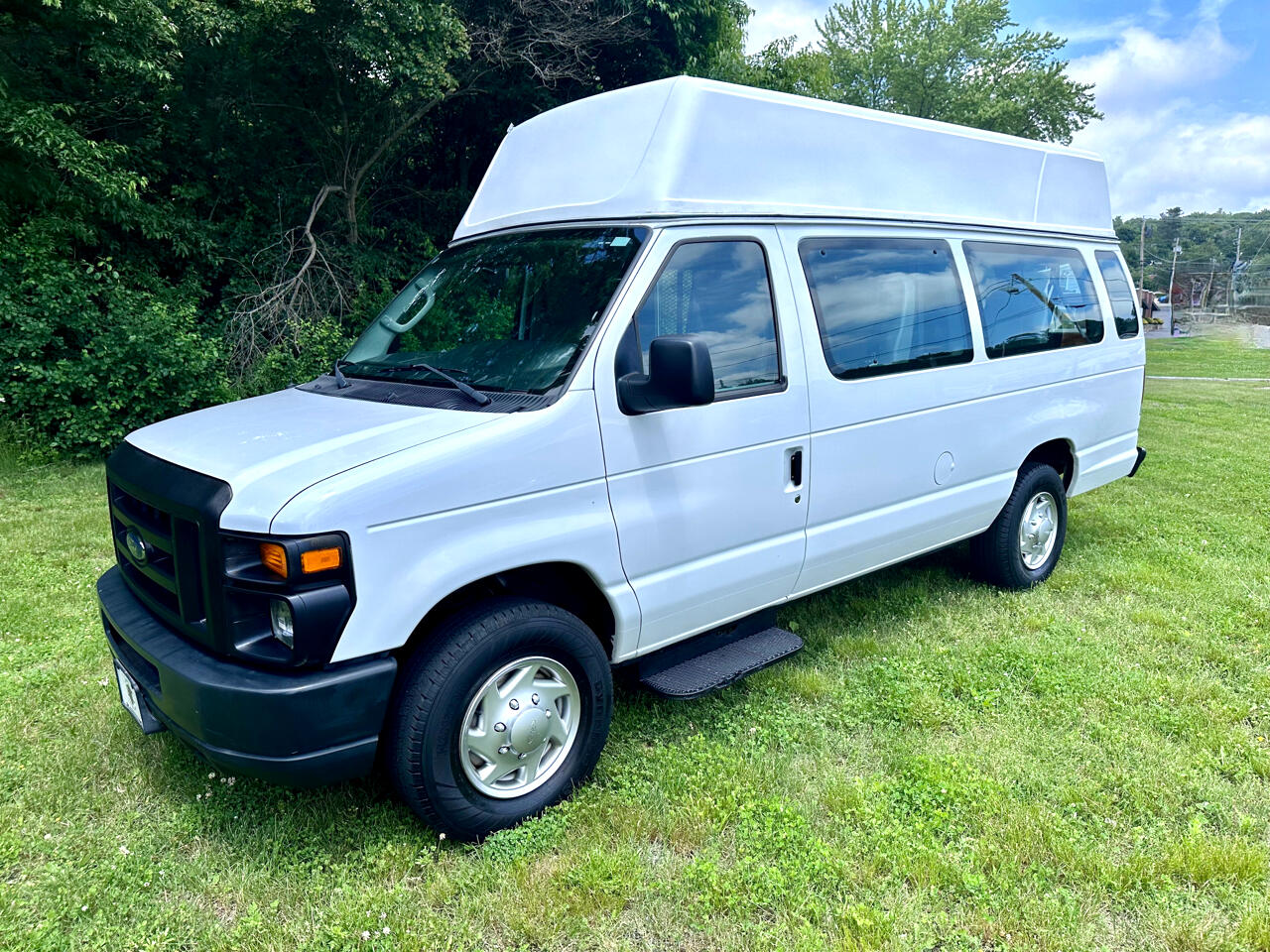 Ford Econoline E-250 Extended 2010