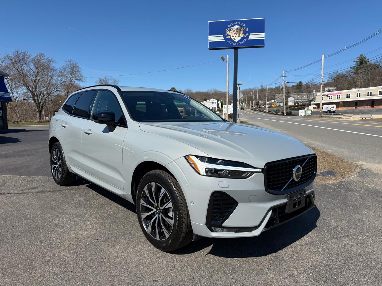 Volvo XC60 B5 Plus Dark AWD 2025