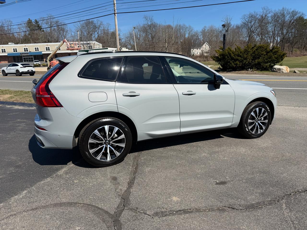 Volvo XC60 B5 Plus Dark AWD 2025