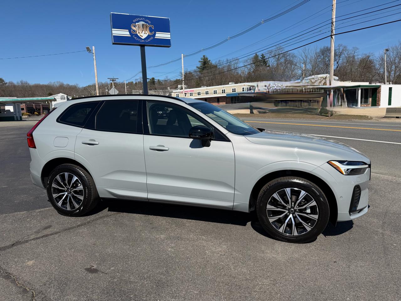 Volvo XC60 B5 Plus Dark AWD 2025
