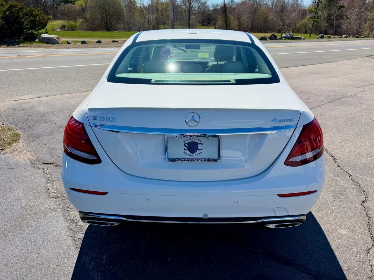 Mercedes-Benz E-Class E300 Luxury 4MATIC Sedan 2019