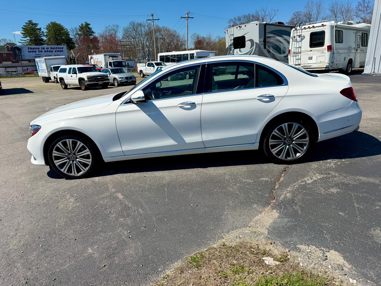 Mercedes-Benz E-Class E300 Luxury 4MATIC Sedan 2019