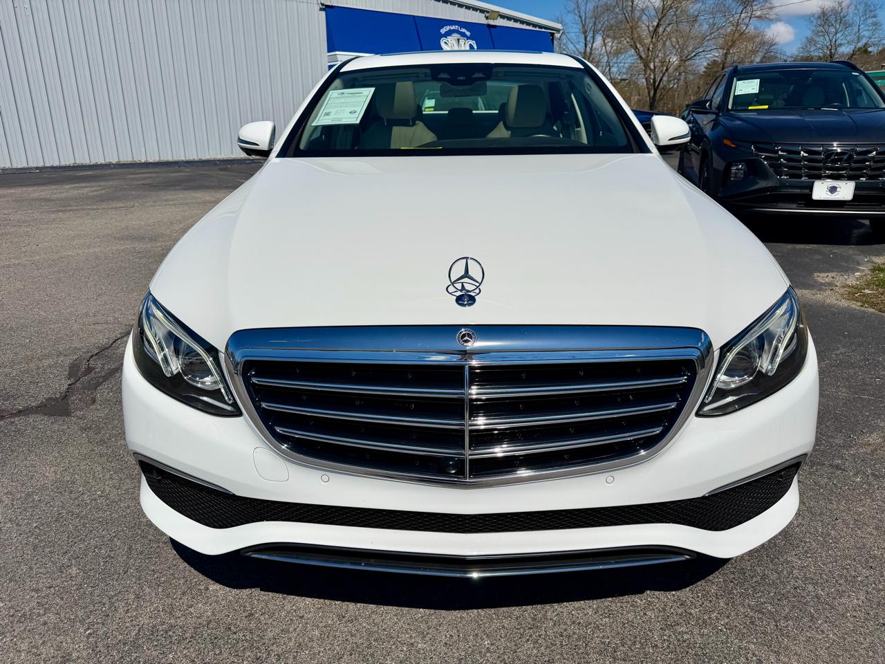 Mercedes-Benz E-Class E300 Luxury 4MATIC Sedan 2019