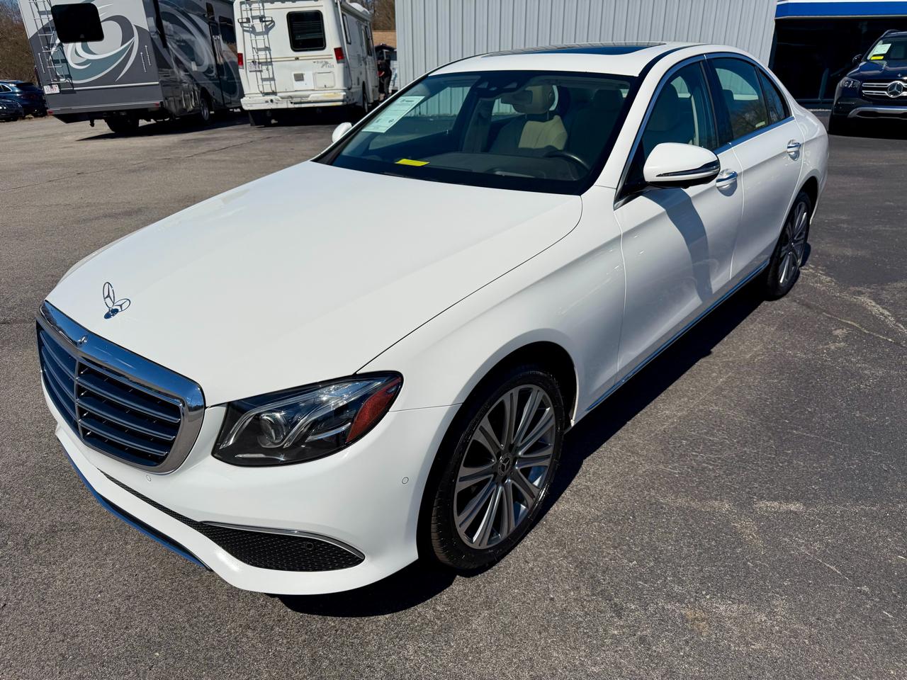Mercedes-Benz E-Class E300 Luxury 4MATIC Sedan 2019