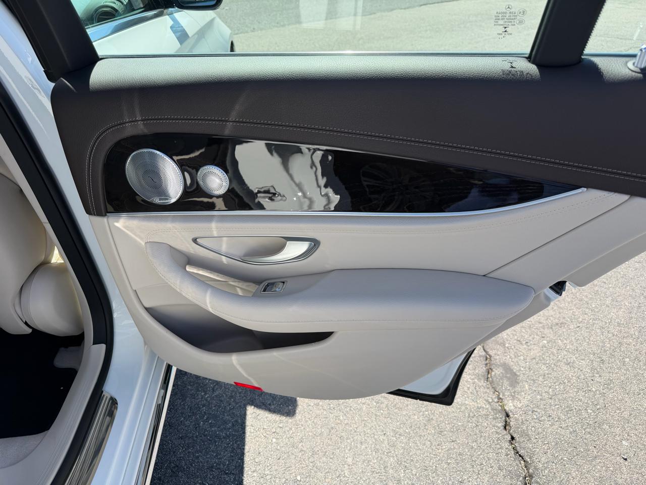 Mercedes-Benz E-Class E300 Luxury 4MATIC Sedan 2019