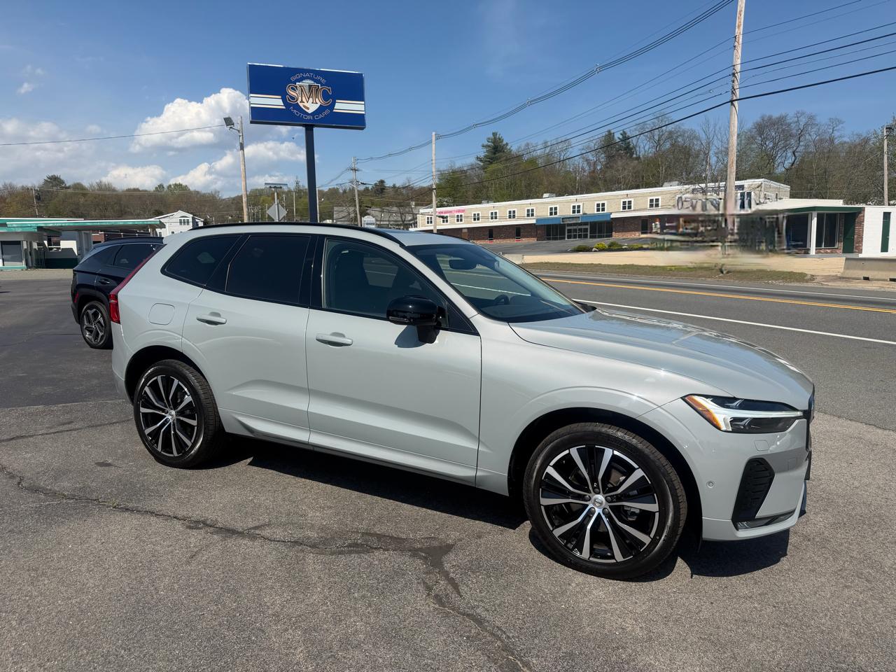 Volvo XC60 B5 Plus Dark AWD 2025