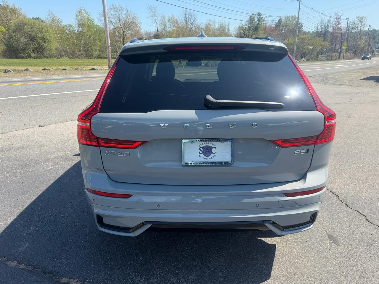 Volvo XC60 B5 Plus Dark AWD 2025