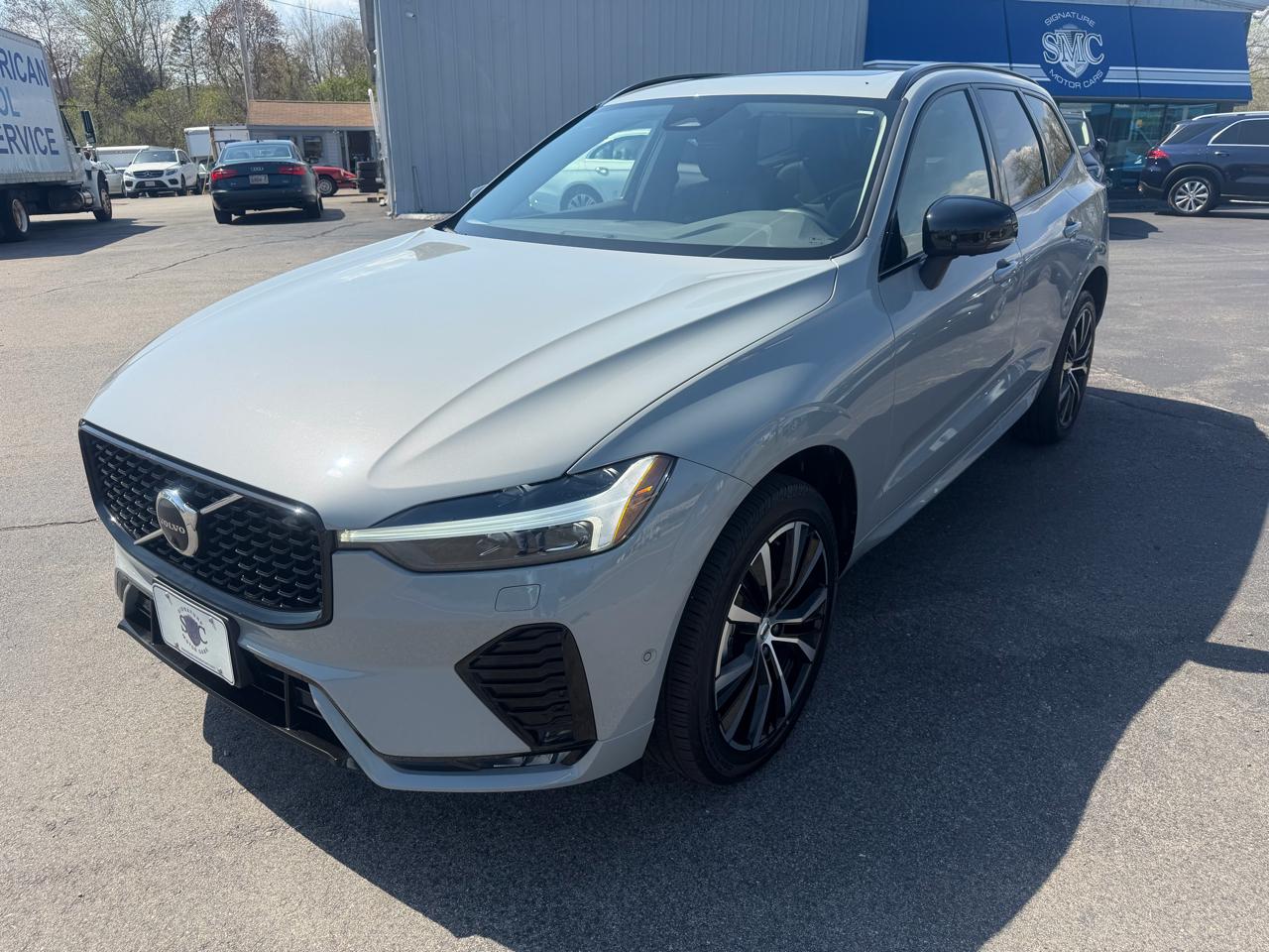 Volvo XC60 B5 Plus Dark AWD 2025