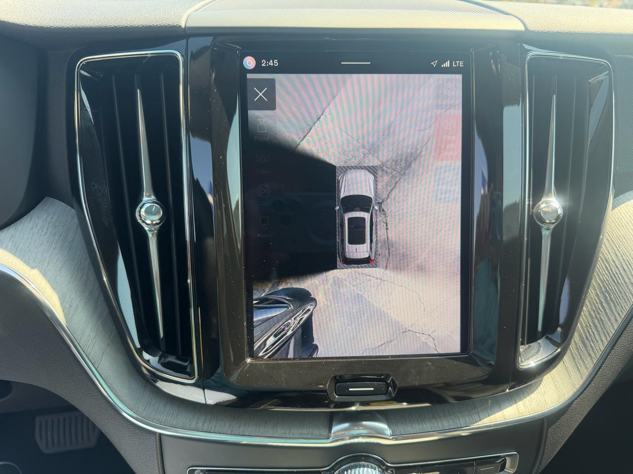Volvo XC60 B5 Plus Dark AWD 2025