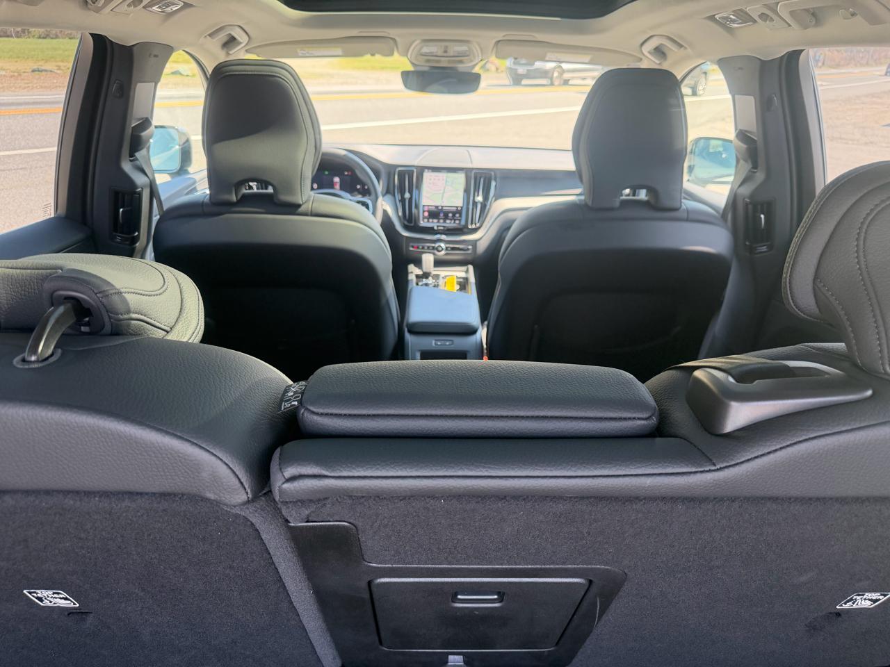 Volvo XC60 B5 Plus Dark AWD 2025
