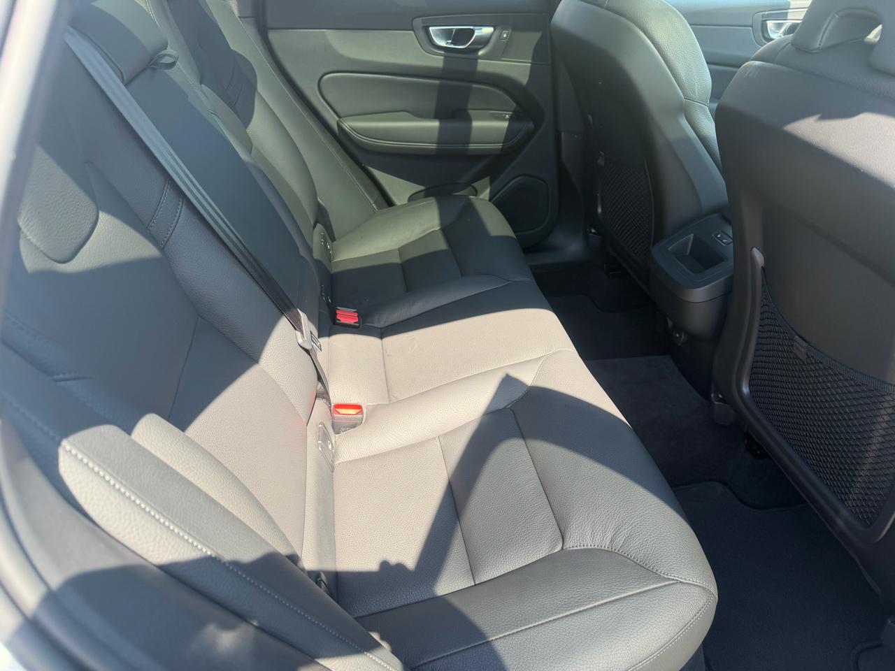 Volvo XC60 B5 Plus Dark AWD 2025