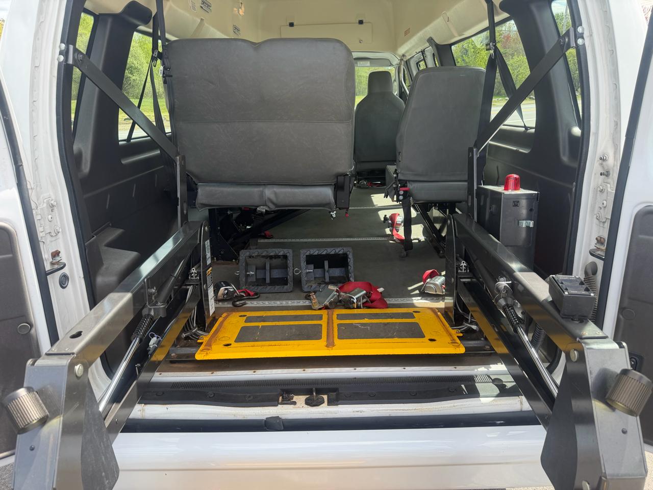 Ford Econoline E-250 Extended 2014