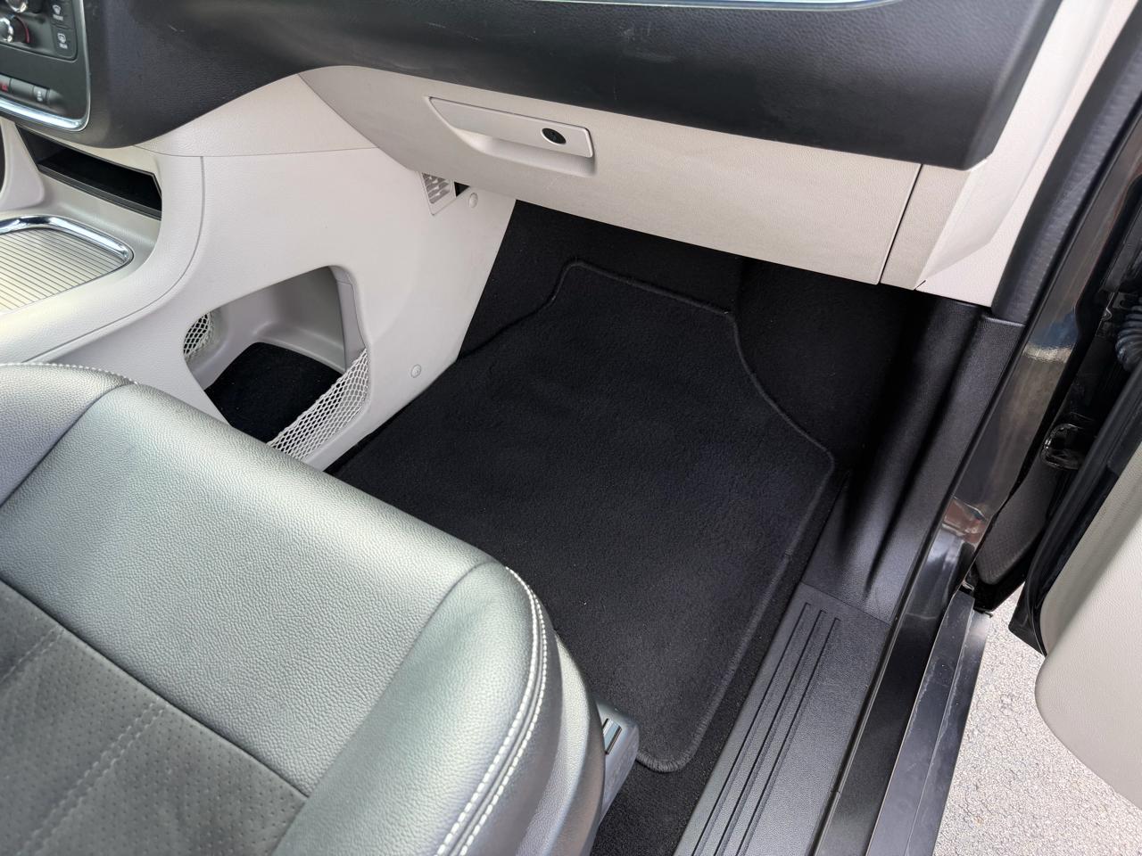 Dodge Grand Caravan SXT 2019