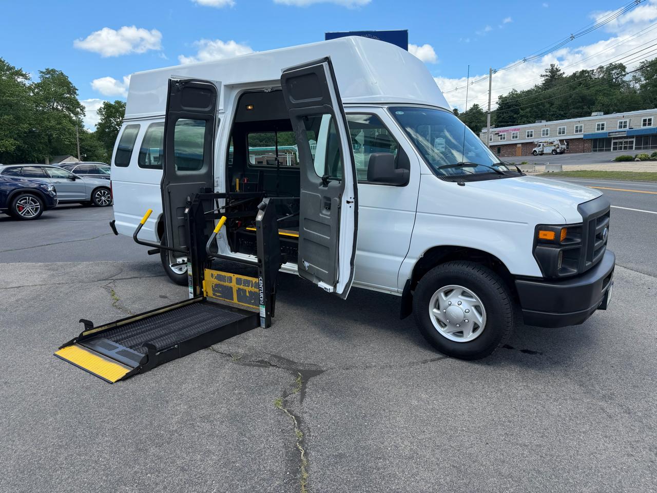 2011 Ford Econoline E-250 Extended