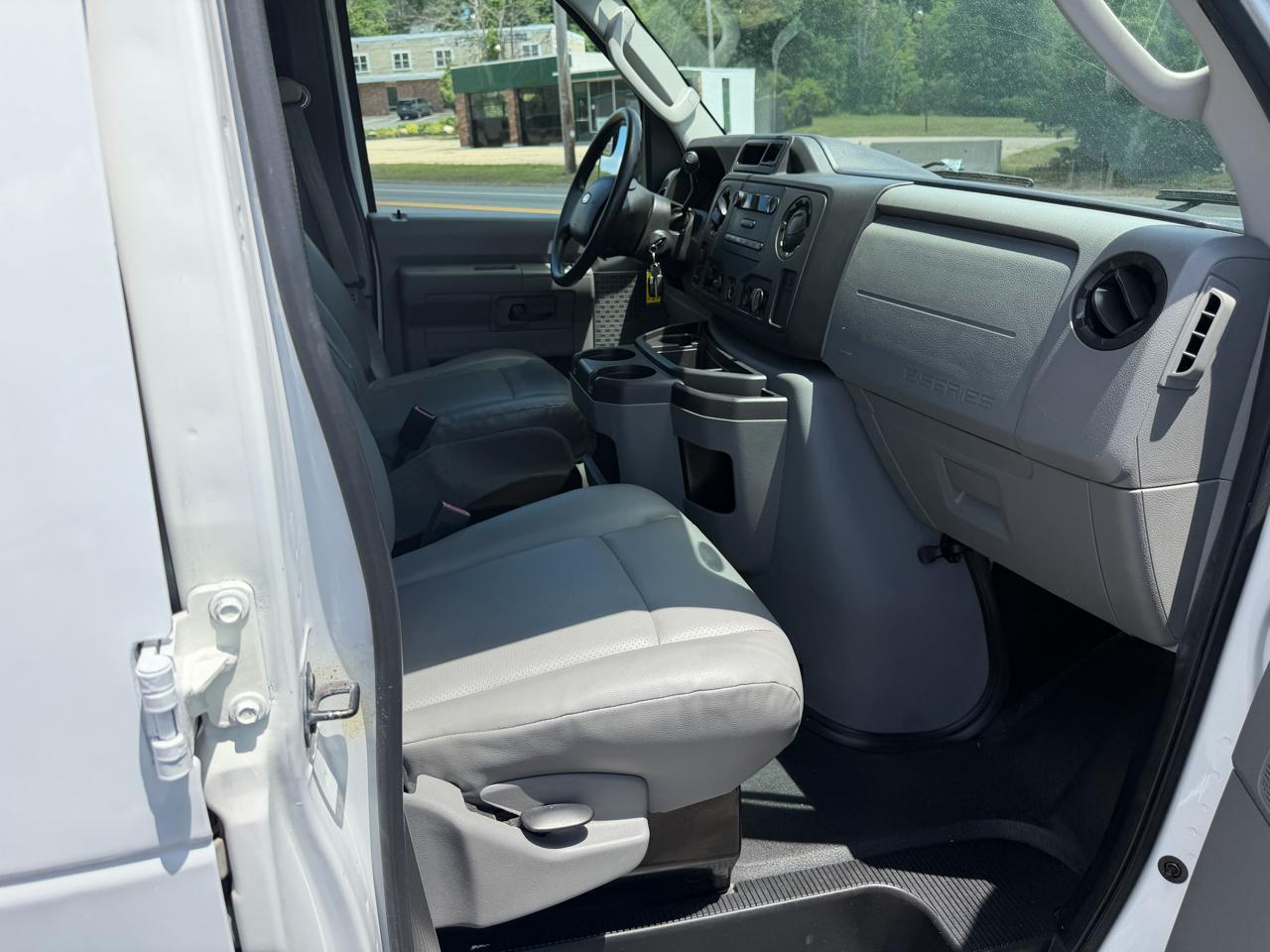 Ford Econoline E-250 Extended 2011